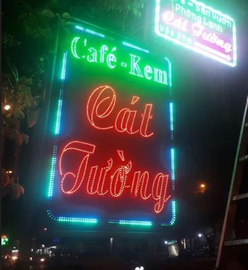 Hộp đèn led vẫy 2 mặt