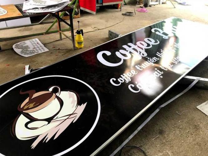 Bảng alu dán decal