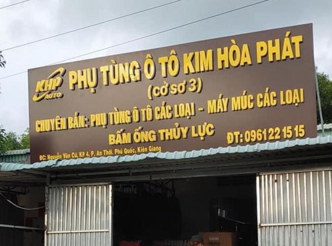 làm biển hiệu alu chữ mica không đèn giá rẻ