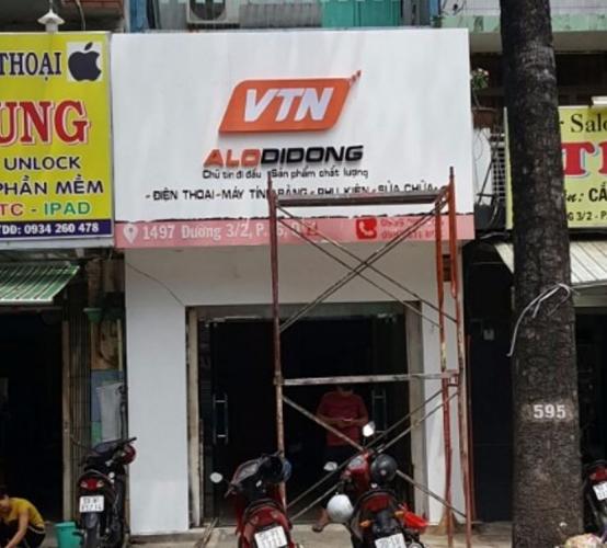 Mặt dựng alu trắng, nội dung chữ mica không đèn giá rẻ